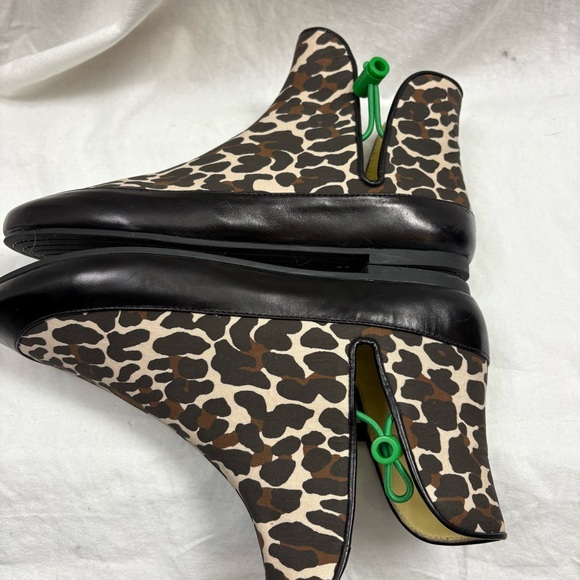 TORY BURCH 'LOGO TOGGLE ANKLE" BOOTIE BLACK/REVA LEOPARD 7.5 - Picture 4 of 9